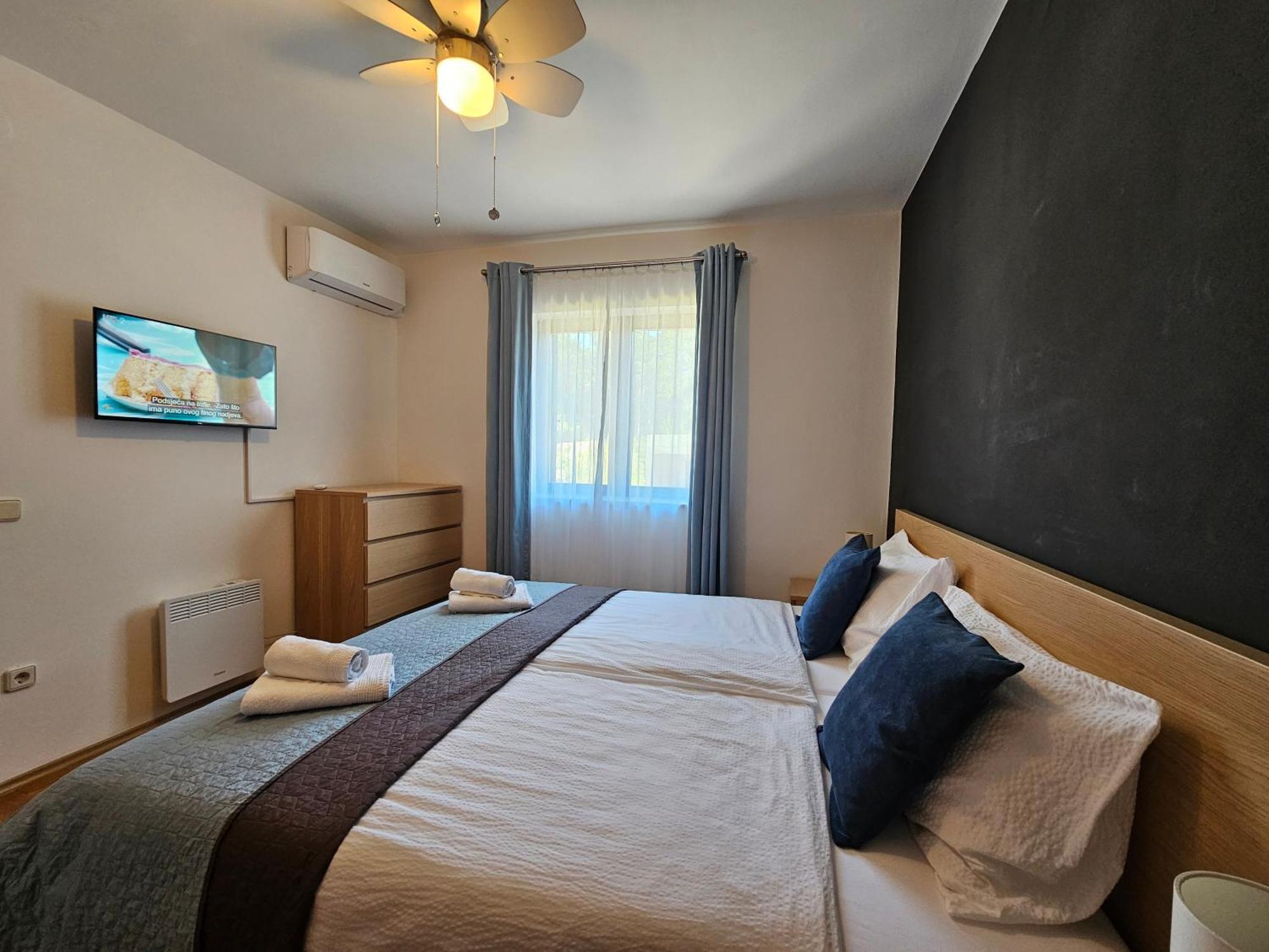 Apartman Star โนวีวีโนดอลสกี ภายนอก รูปภาพ